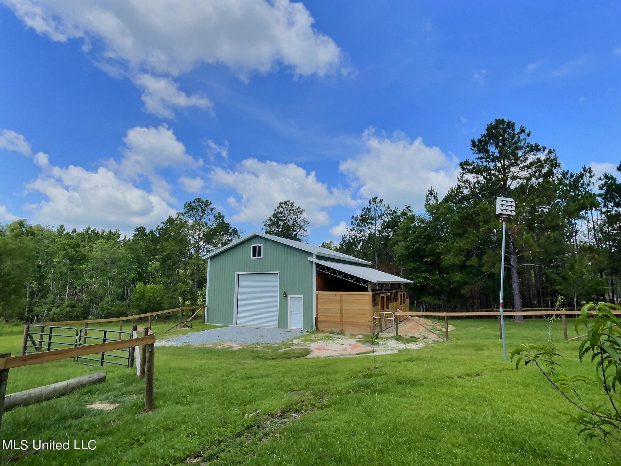 14132 Lumpkin Road Gulfport, MS 39503 - Photo 27 of 33 IMG_8548