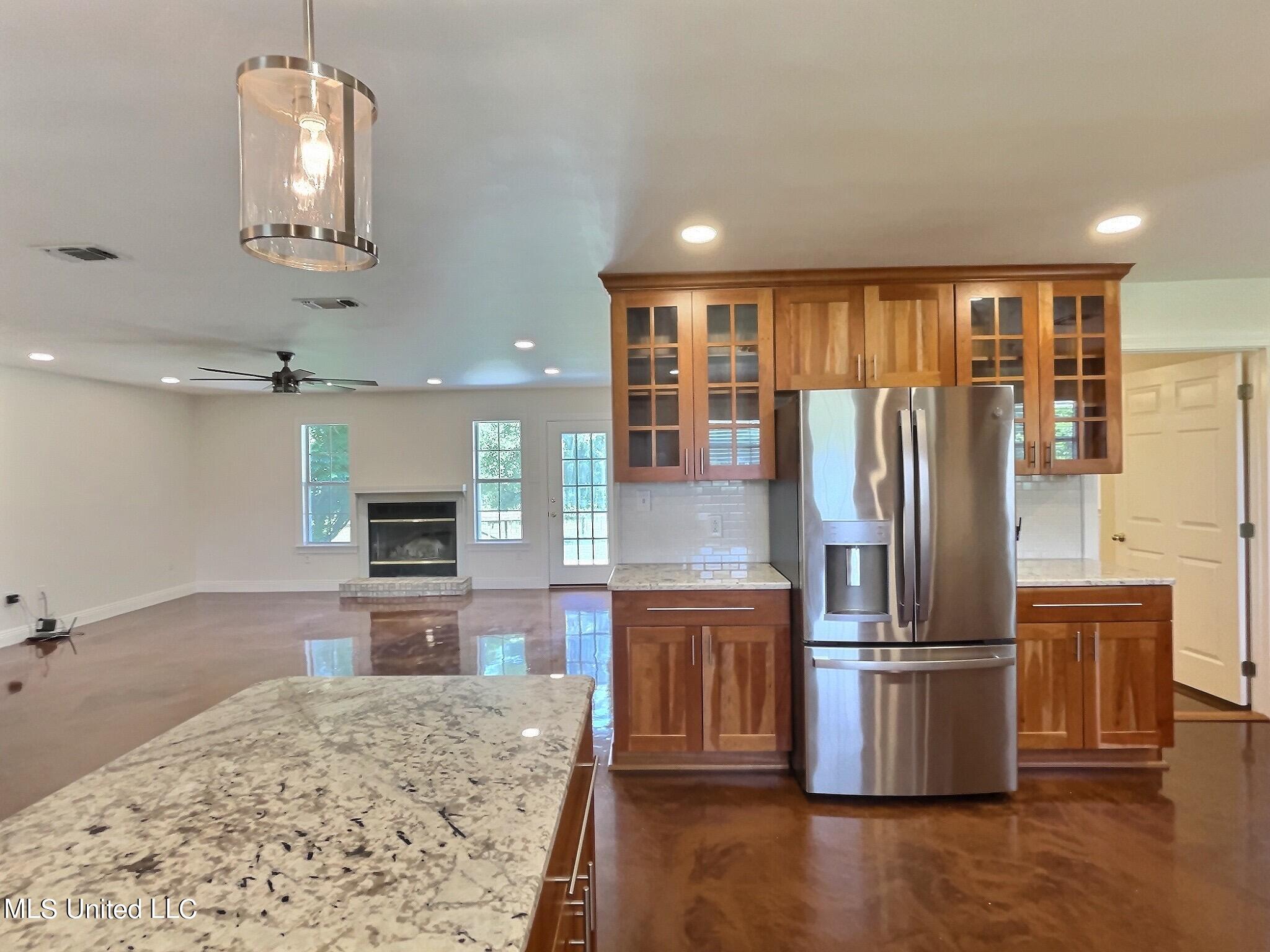 14132 Lumpkin Road Gulfport, MS 39503 - Photo 3 of 33 IMG_8545