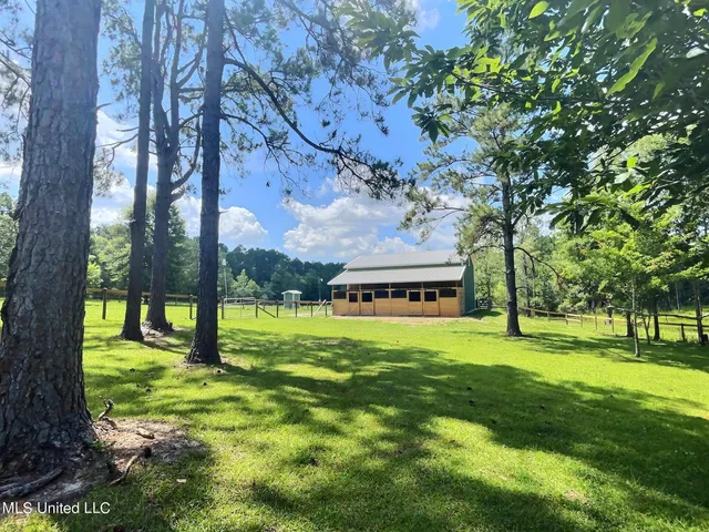 $2,550 | 14132 Lumpkin Road, Gulfport, MS 39503