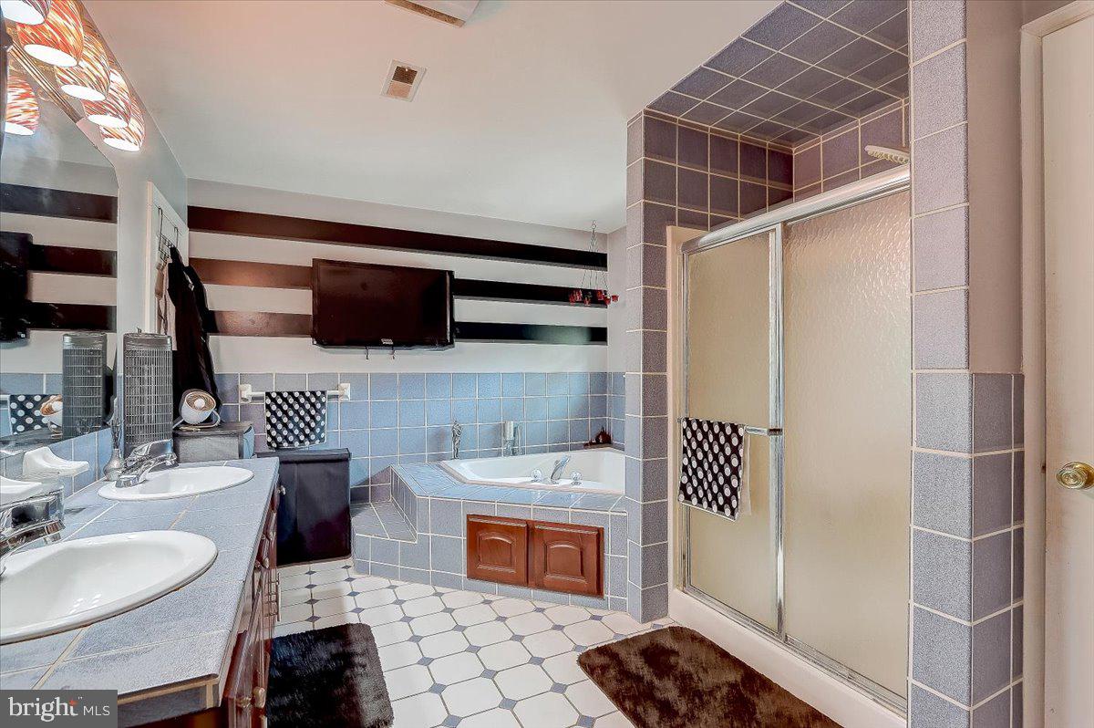 109 Embleton Road Owings Mills, MD 21117 - Photo 17 of 44 Gallery Image 17