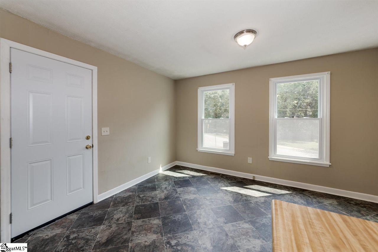 214 Verner Springs Road Greenville, SC 29609 - Photo 9 of 18 Gallery Image 9