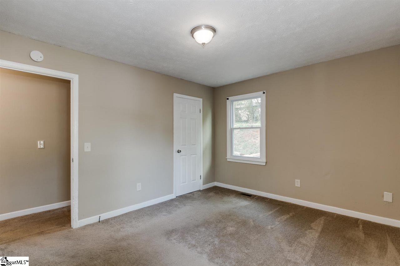 214 Verner Springs Road Greenville, SC 29609 - Photo 10 of 18 Gallery Image 10