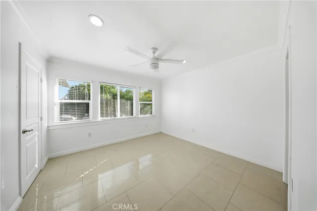 $3,600 | 6325 Marbrisa Avenue, Huntington Park, CA 90255