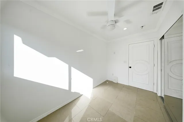 $3,600 | 6325 Marbrisa Avenue, Huntington Park, CA 90255