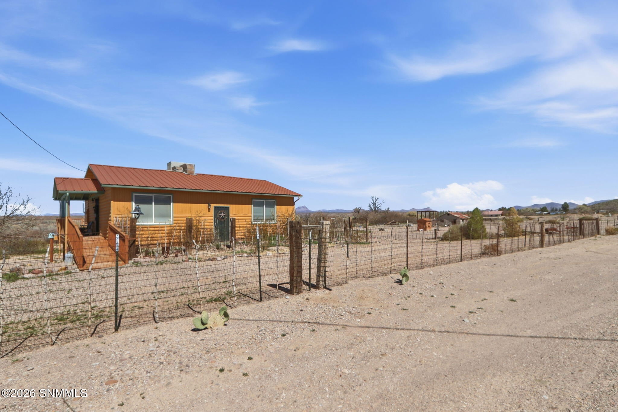 58 Franklin Road Lordsburg, NM 88045 - Photo 4 of 89 2-web-or-mls-IMG_5302-Edit