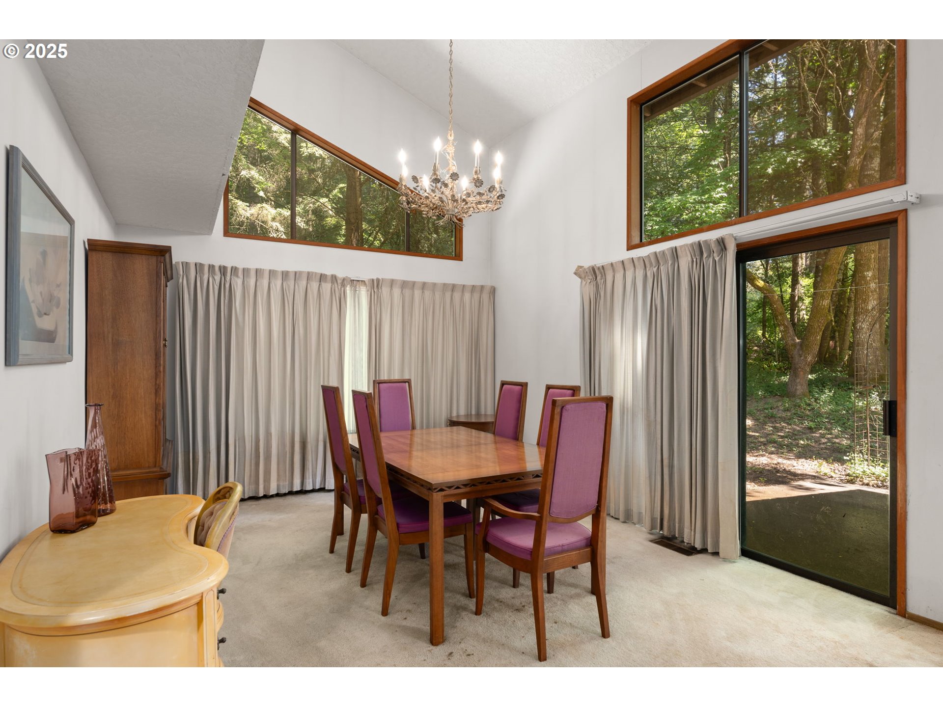 3990 Southwest Borland Road Tualatin, OR 97062 - Photo 9 of 11 a view of a dining room with furniture window and outside view