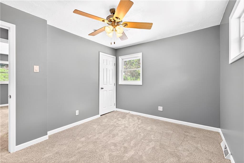 1590 Grange Road Charleroi, PA 15022 - Photo 18 of 38