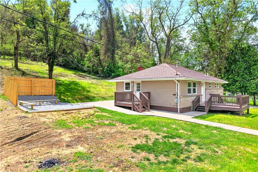 1590 Grange Road Charleroi, PA 15022 - Photo 33 of 38