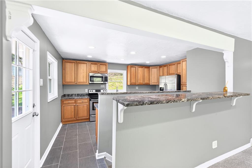 1590 Grange Road Charleroi, PA 15022 - Photo 8 of 38