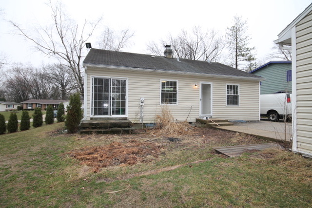 104 Perth Road Cary, IL 60013 - Photo 2 of 7