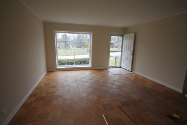 104 Perth Road Cary, IL 60013 - Photo 3 of 7