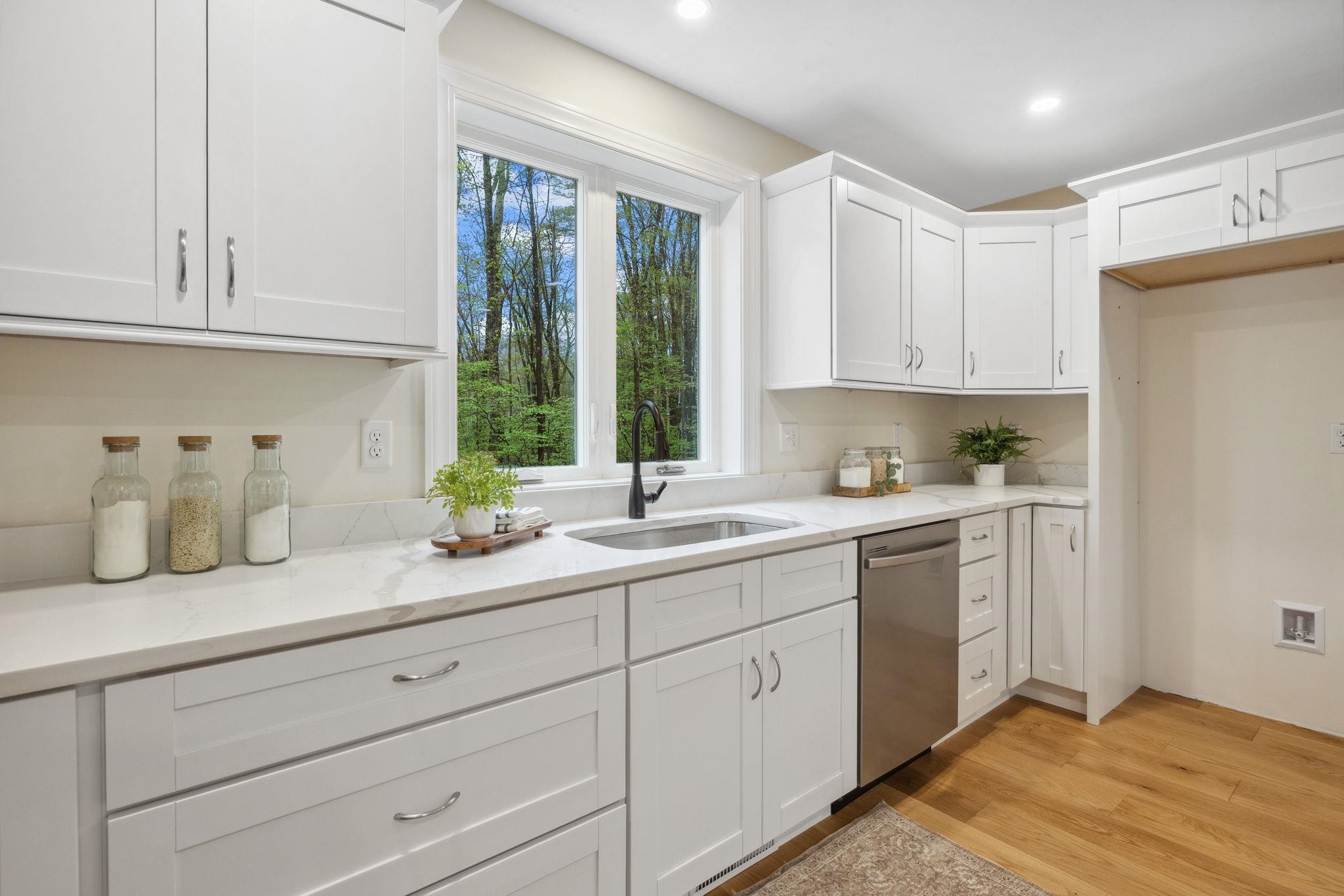 46 Ledge Road, Unit A Pelham, NH 03076 - Photo 13 of 40