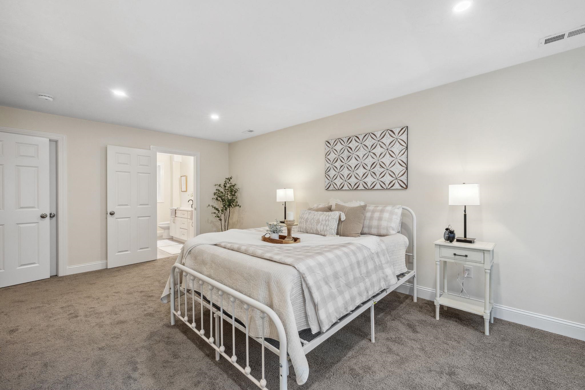 46 Ledge Road, Unit A Pelham, NH 03076 - Photo 19 of 40