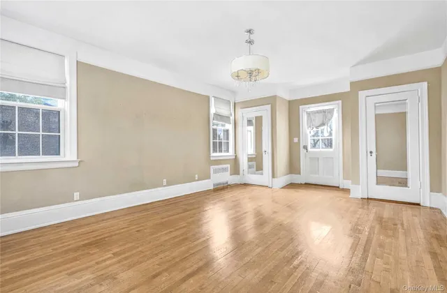 $1,998,888 | 33-26 162nd Street | Murray Hill - Flushing