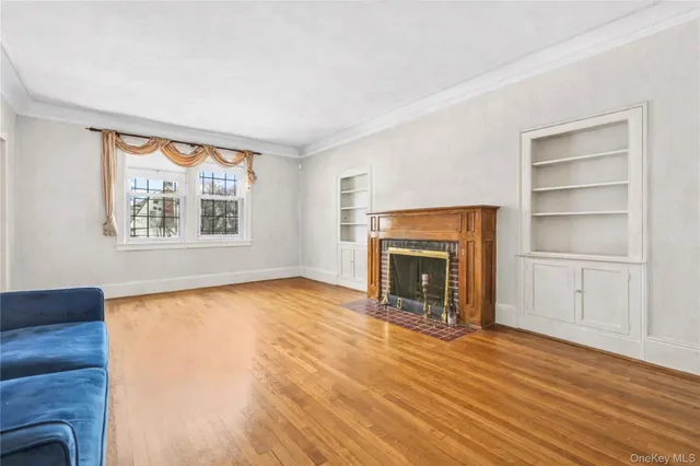 $1,998,888 | 33-26 162nd Street | Murray Hill - Flushing