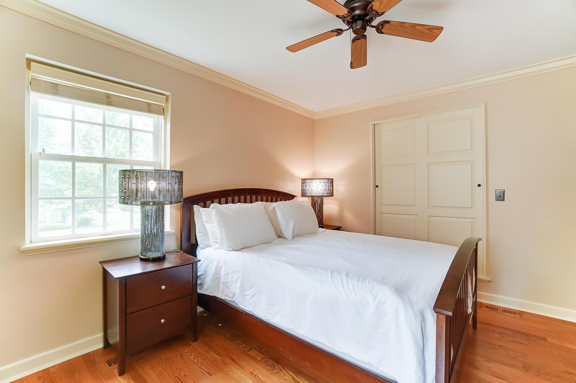 1874 Collingswood Road Upper Arlington, OH 43221 - Photo 66 of 113 070