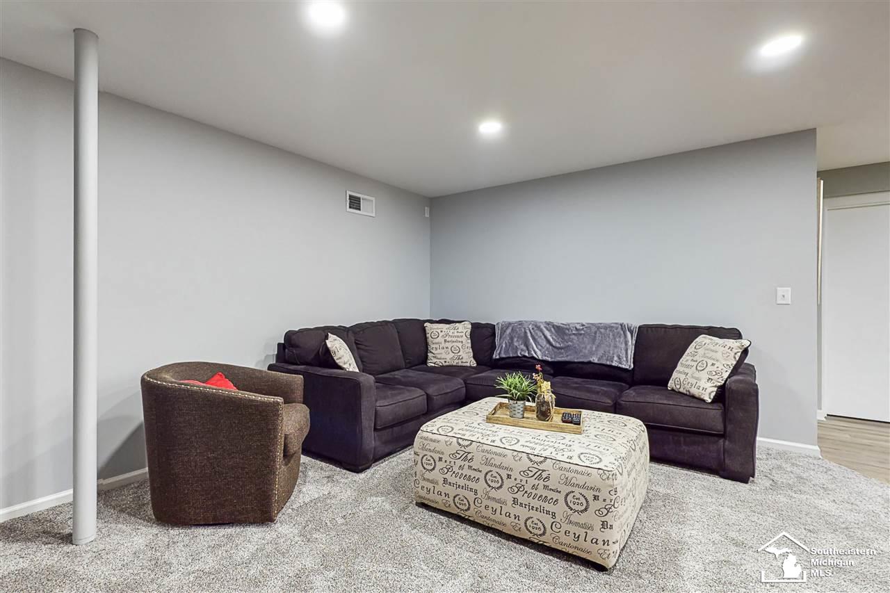 11260 Maxwell Road Carleton, MI 48117 - Photo 29 of 64