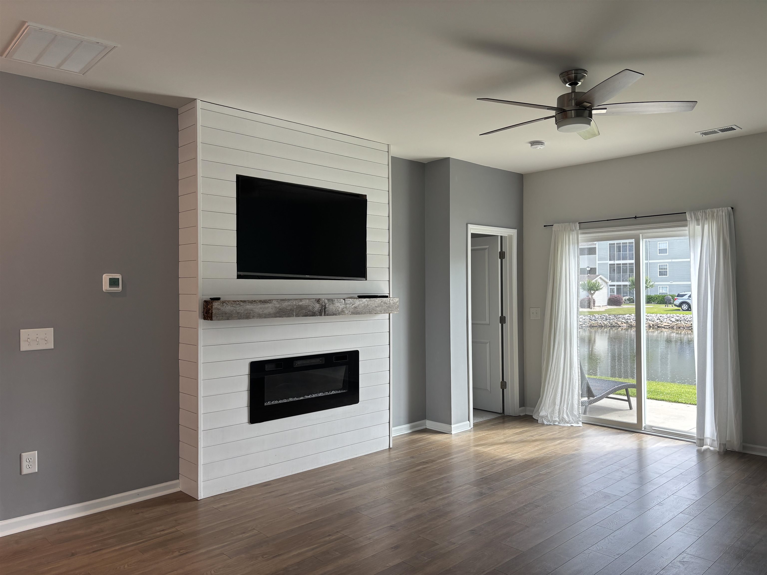 187 Reindeer Road South Surfside Beach, SC 29575 - Photo 4 of 39