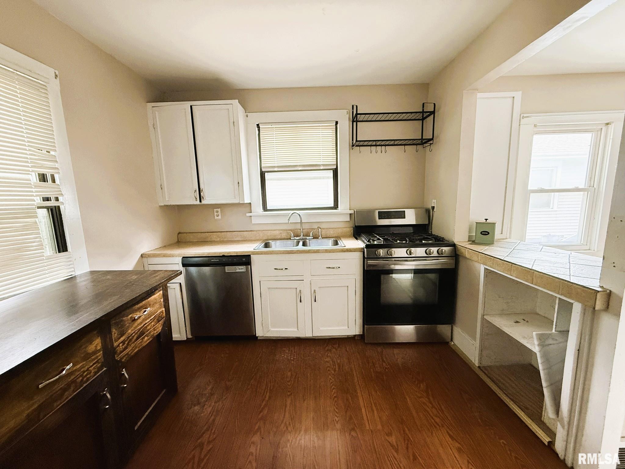 2336 South 11th Street Springfield, IL 62703 - Photo 5 of 21