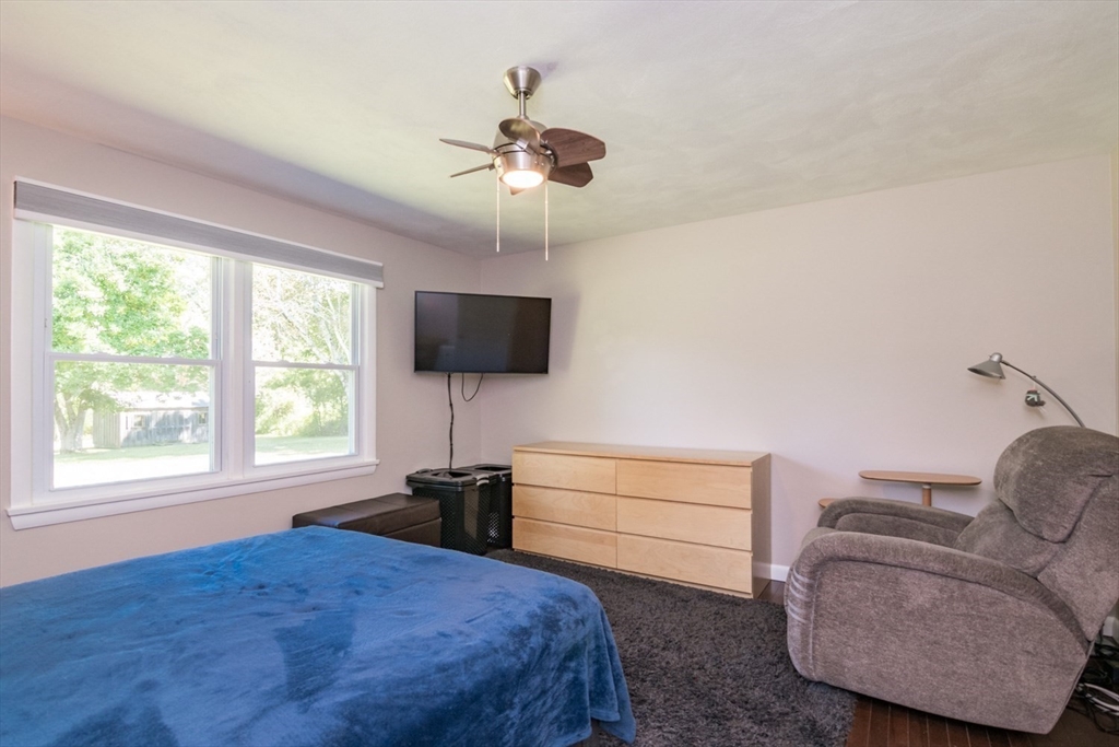 46 North Street Hatfield, MA 01038 - Photo 19 of 37