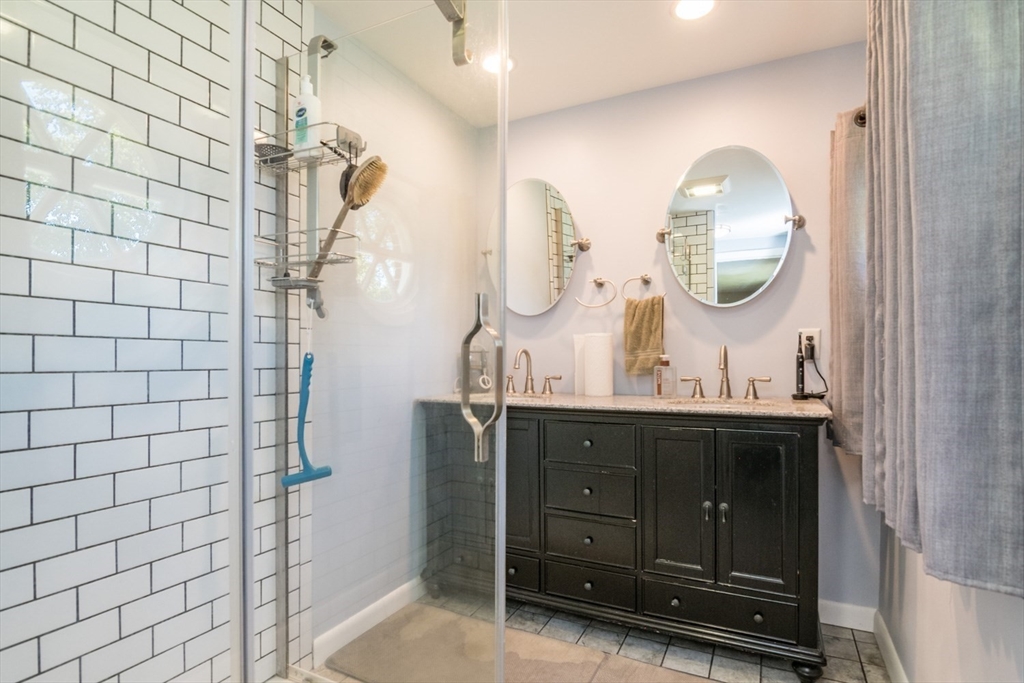 46 North Street Hatfield, MA 01038 - Photo 26 of 37