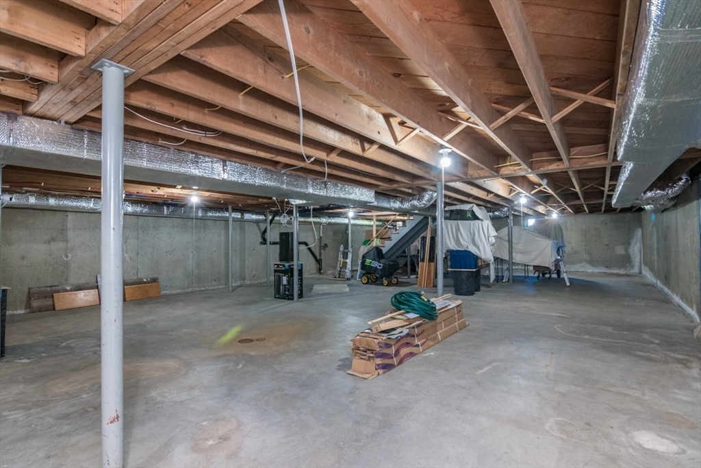 46 North Street Hatfield, MA 01038 - Photo 28 of 37