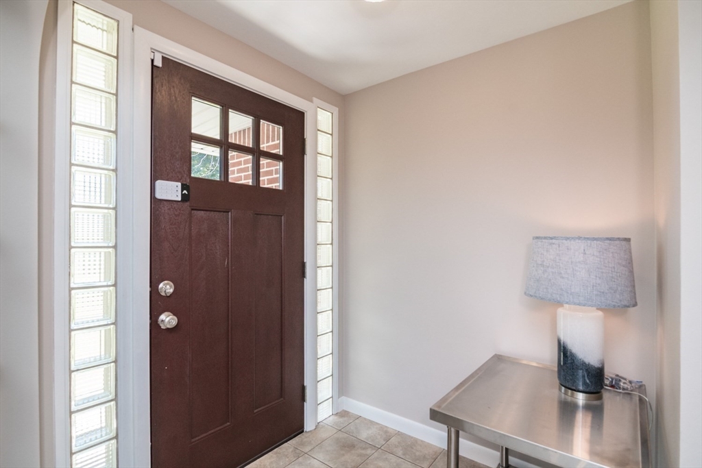 46 North Street Hatfield, MA 01038 - Photo 3 of 37