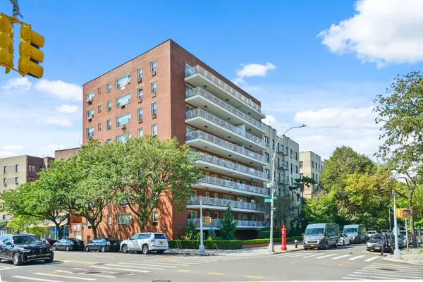 $345,000 | 1608 Ocean Parkway, Unit 2C | Ocean Parkway
