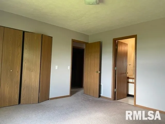 $1,400 | 4427 Venetian Drive, Springfield, IL 62703