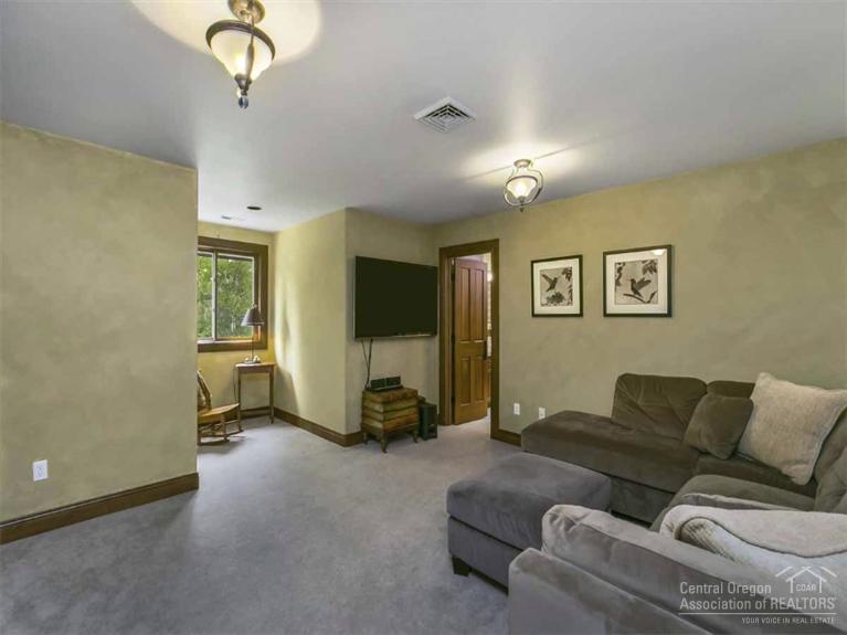 60766 Currant Way Bend, OR 97702 - Photo 17 of 25 Additional Photo