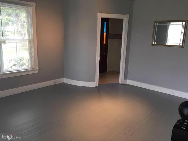 5003 River Road Hurlock, MD 21643 - Photo 17 of 30 Living Room