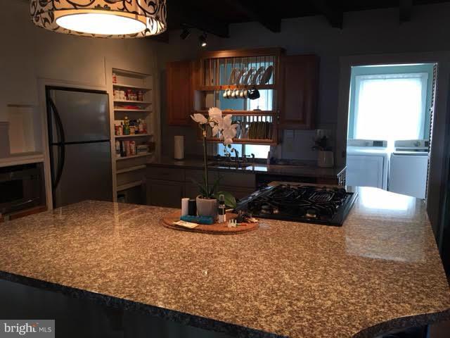 5003 River Road Hurlock, MD 21643 - Photo 4 of 30 Granite Counter Tops