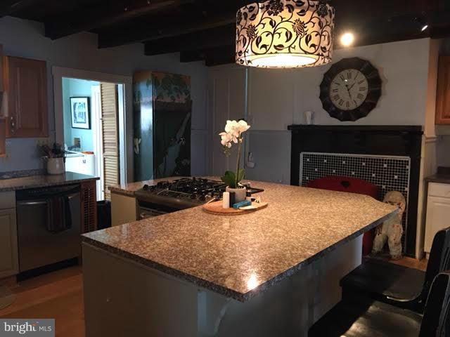 5003 River Road Hurlock, MD 21643 - Photo 5 of 30 Pretty Lighting