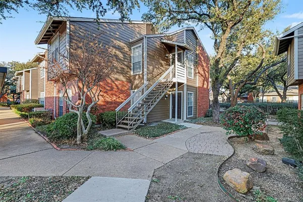 $139,000 | 3641 West Northgate Drive, Unit 105, Irving, TX 75062