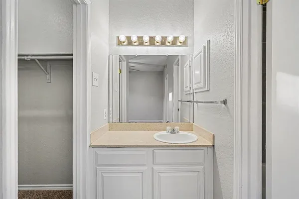 $139,000 | 3641 West Northgate Drive, Unit 105, Irving, TX 75062