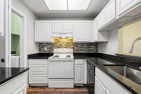 $139,000 | 3641 West Northgate Drive, Unit 105, Irving, TX 75062