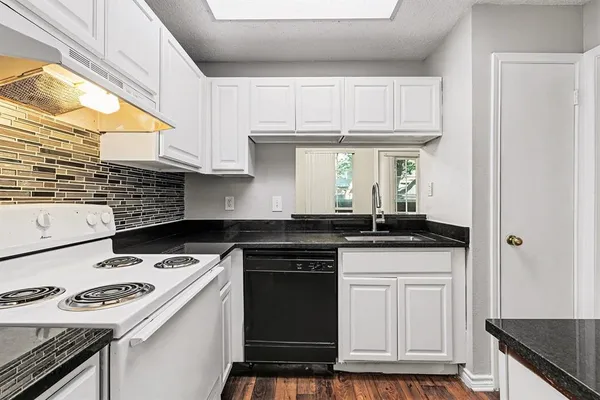 $139,000 | 3641 West Northgate Drive, Unit 105, Irving, TX 75062