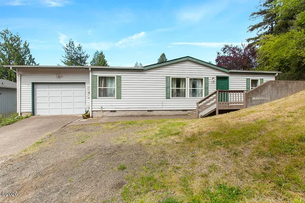 $299,000 | 327 Southeast Cedar Street, Toledo, OR 97391