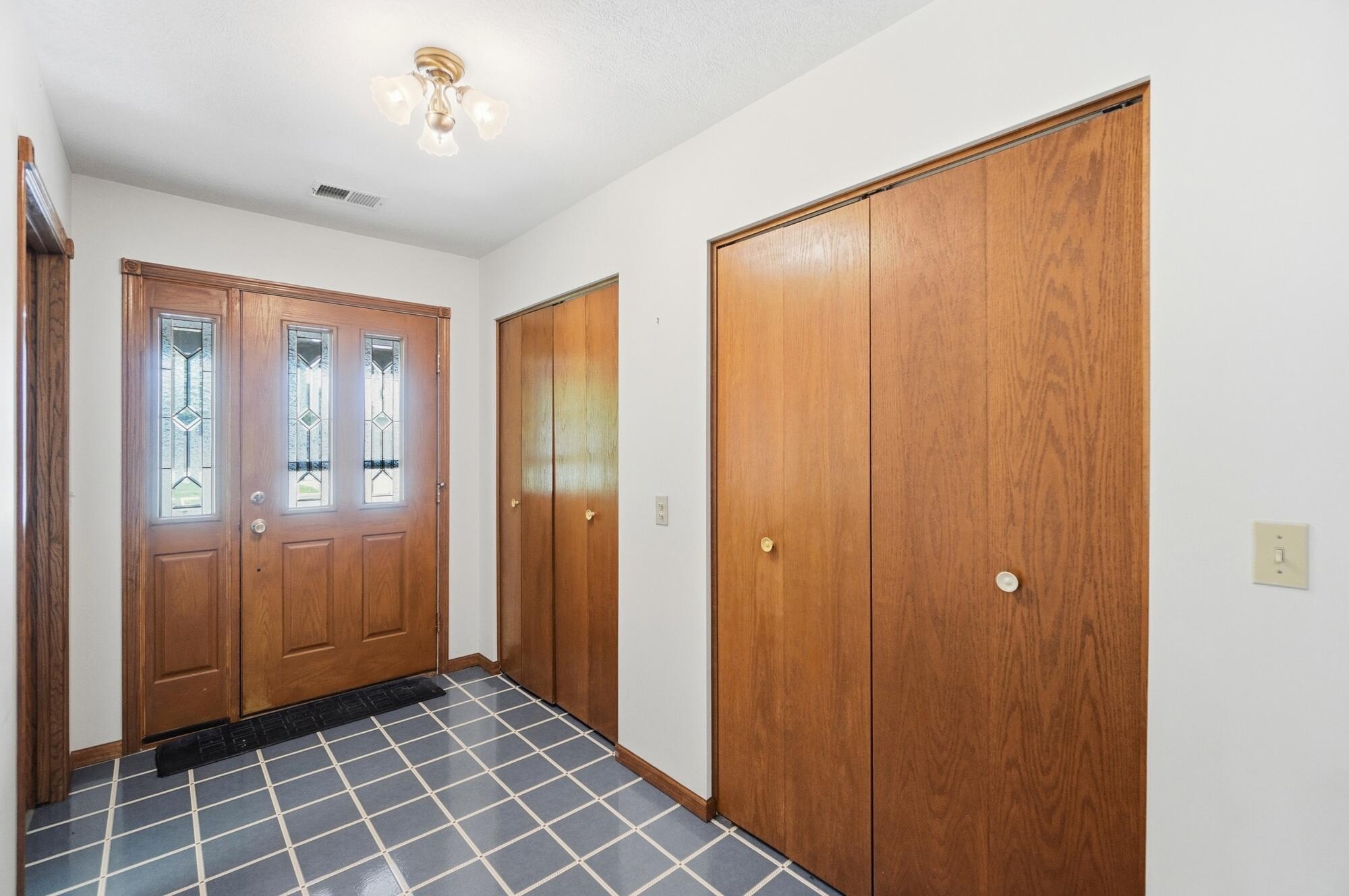 4045 Dialton Road Springfield, OH 45502 - Photo 10 of 60 008