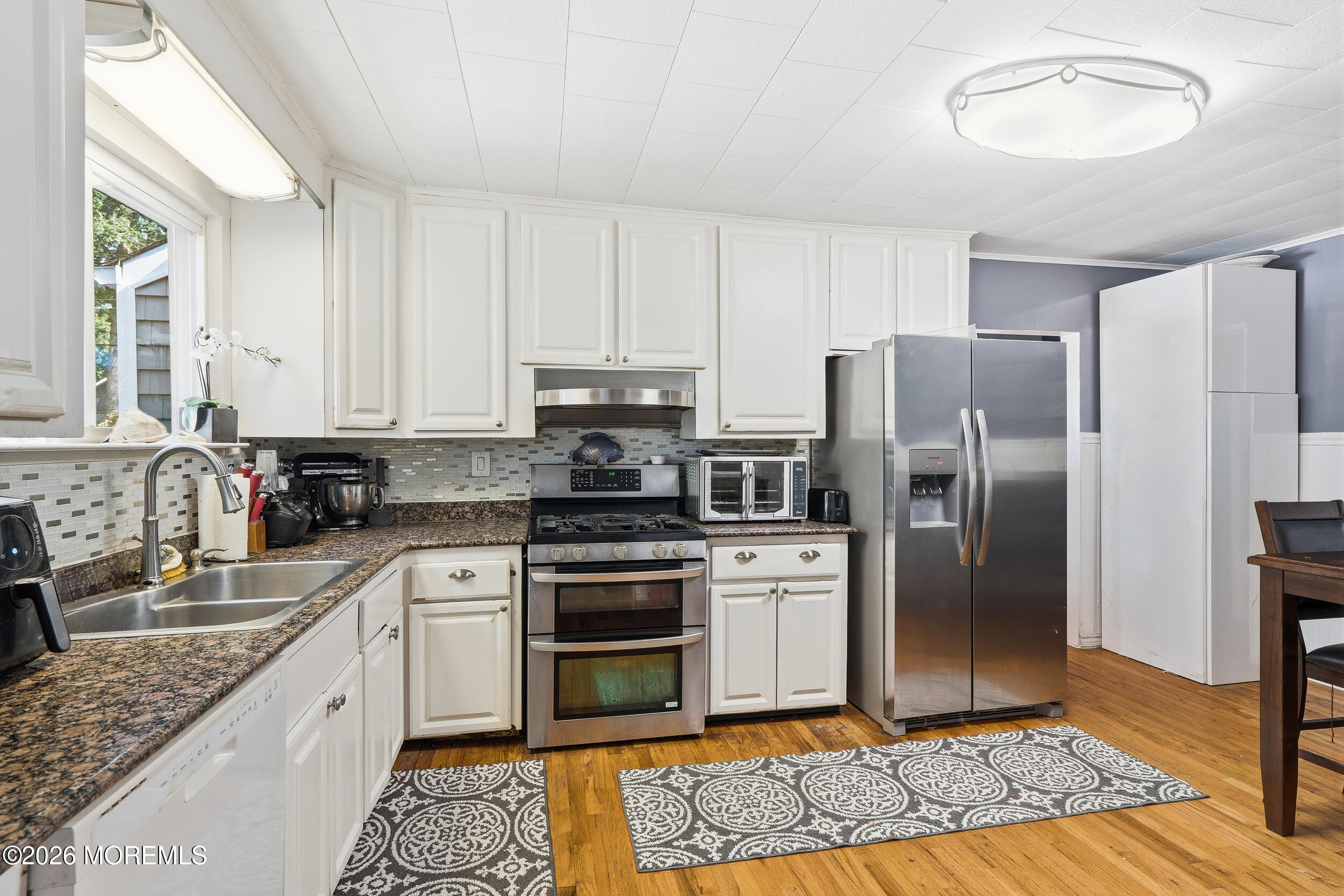 2605 Woolley Road Wall, NJ 07719 - Photo 4 of 38 023