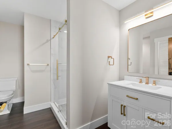 $1,250,000 | 3 Erin Glen Court, Fairview, NC 28730