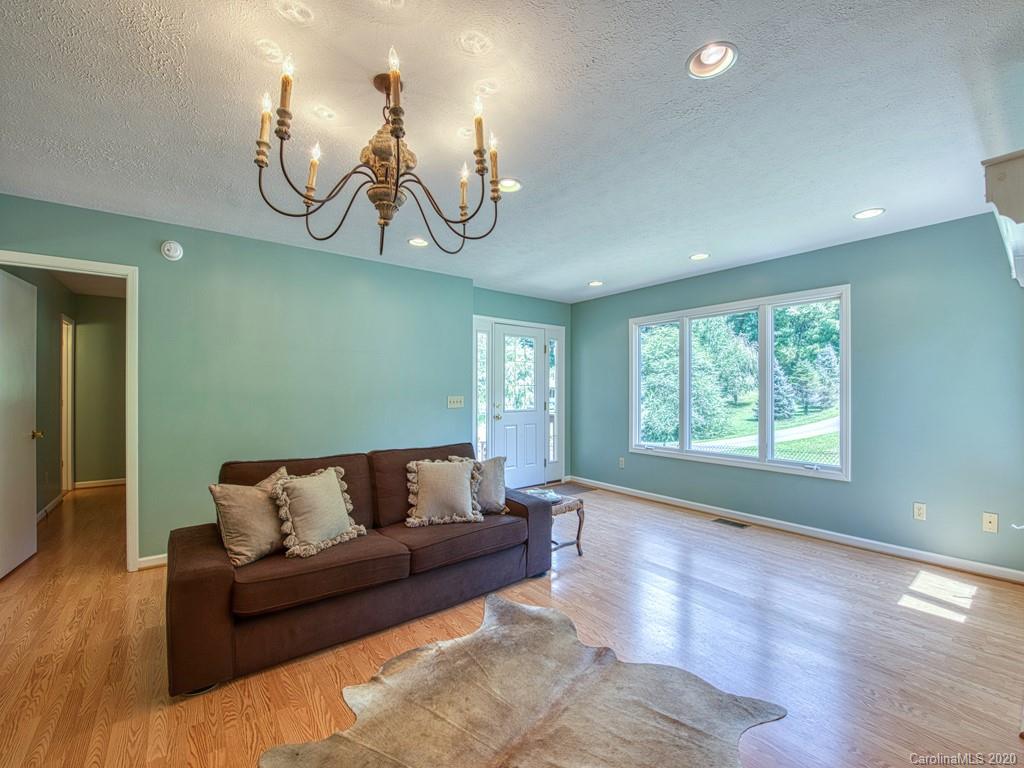 1953 Cope Creek Road Sylva, NC 28779 - Photo 11 of 27 Gallery Image 11