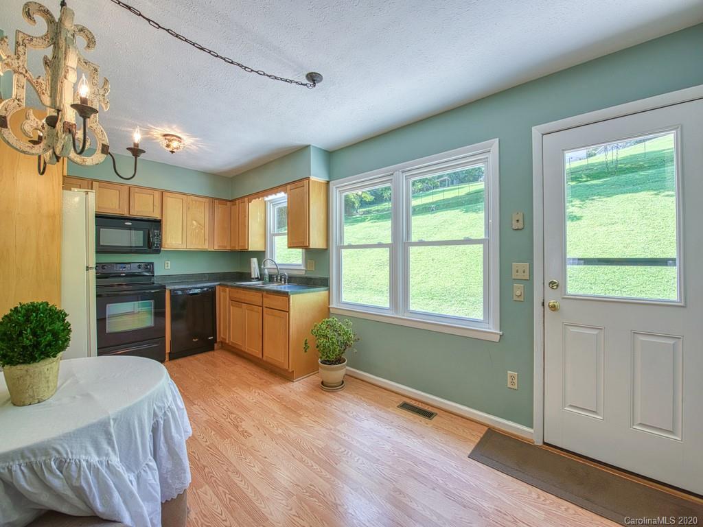 1953 Cope Creek Road Sylva, NC 28779 - Photo 12 of 27 Gallery Image 12