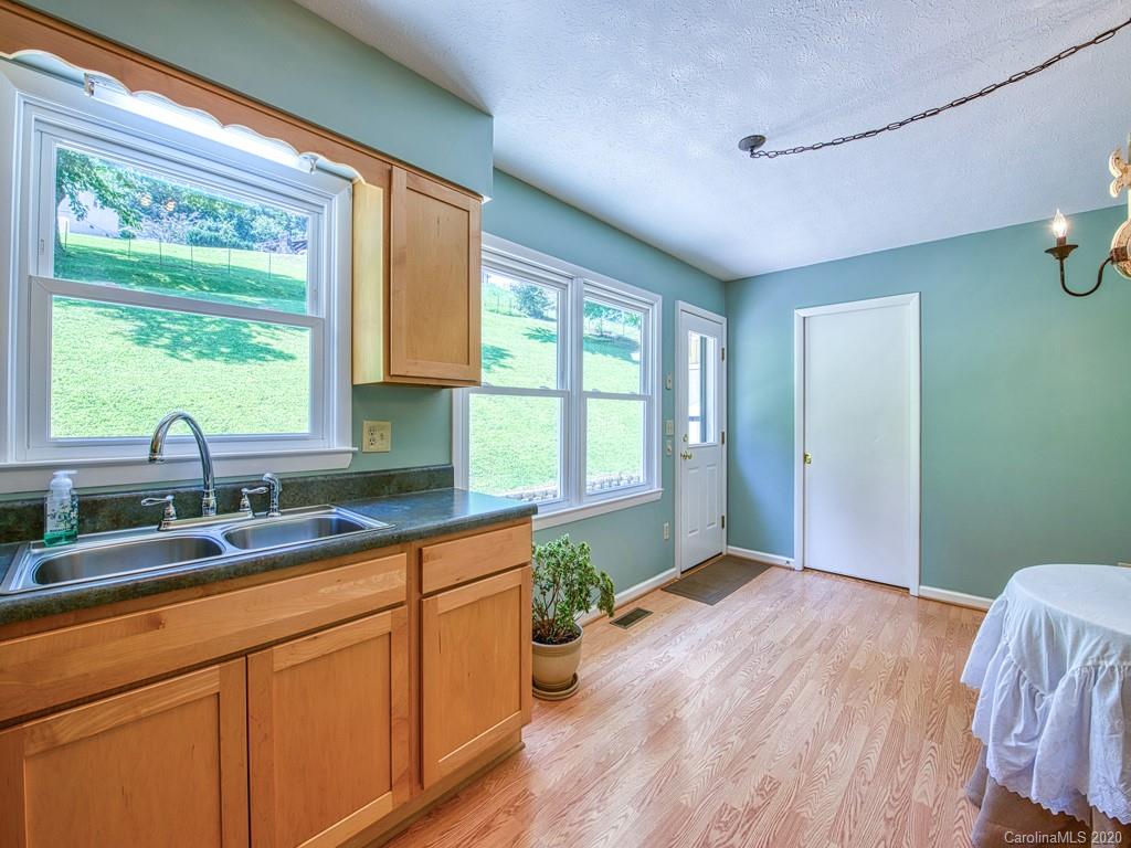 1953 Cope Creek Road Sylva, NC 28779 - Photo 15 of 27 Gallery Image 15