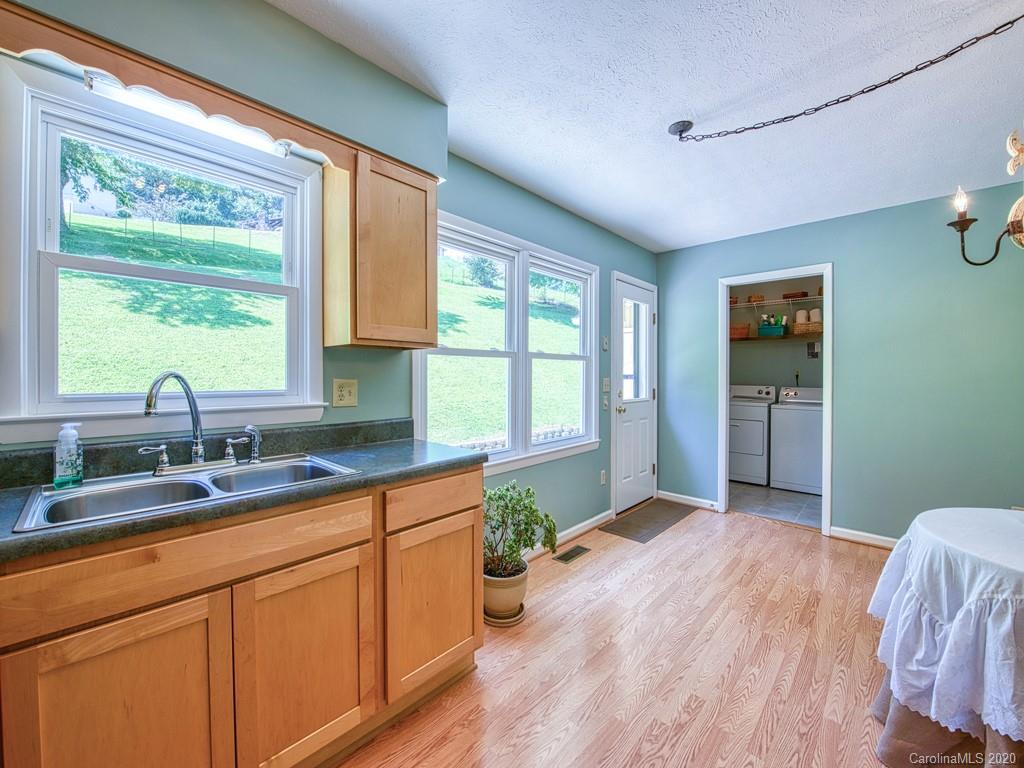 1953 Cope Creek Road Sylva, NC 28779 - Photo 17 of 27 Gallery Image 17