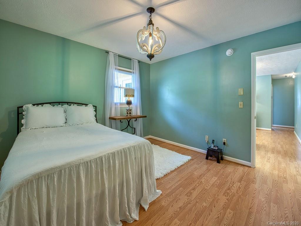 1953 Cope Creek Road Sylva, NC 28779 - Photo 20 of 27 Gallery Image 20