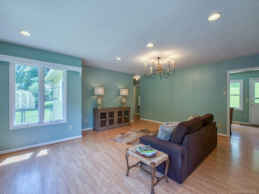 1953 Cope Creek Road Sylva, NC 28779 - Photo 9 of 27 Gallery Image 9