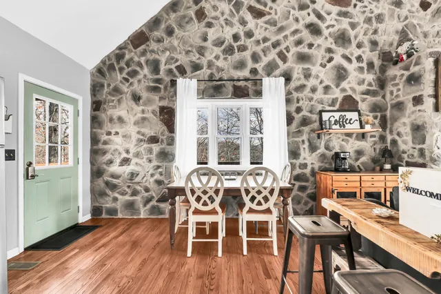 $299,900 | 448 Mallard Drive, Dover, TN 37058