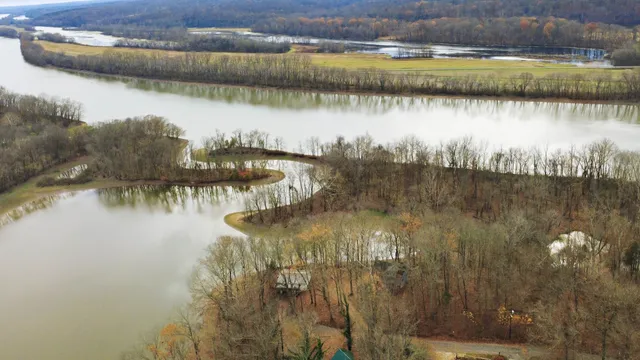 $299,900 | 448 Mallard Drive, Dover, TN 37058