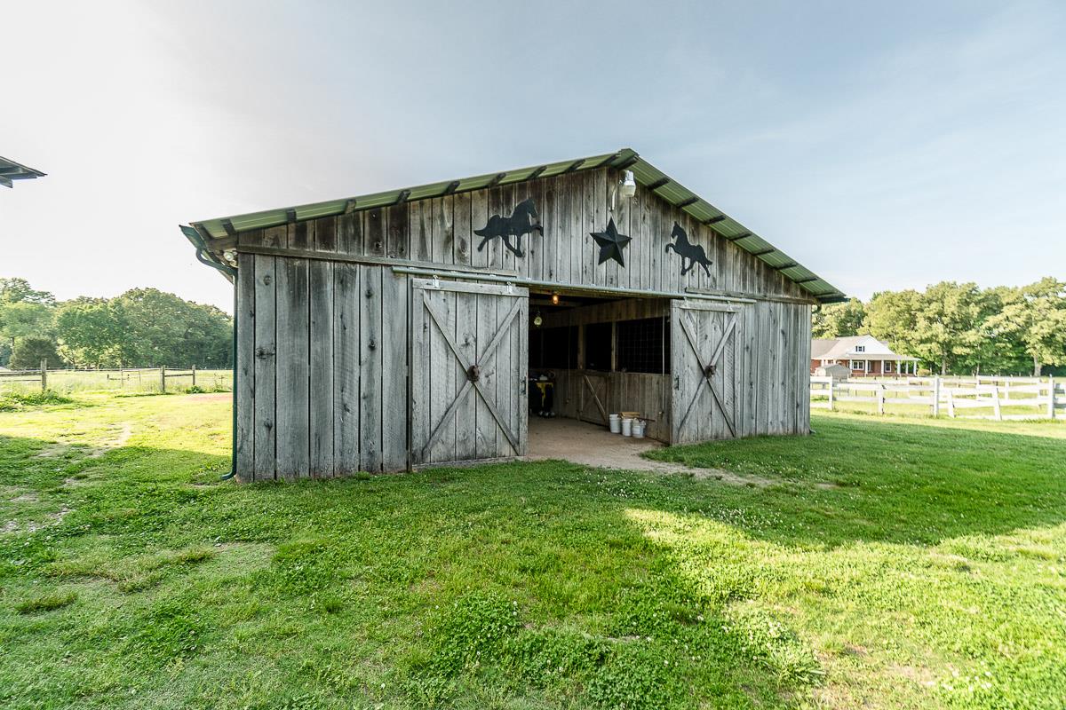 7187 Bahne Road Fairview, TN 37062 - Photo 27 of 30 a view of a back yard of the house